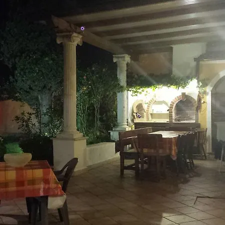 L'oasi Di *