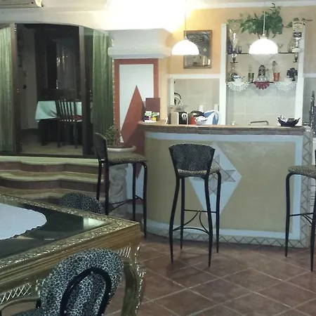 L'oasi Di Bed & Breakfast *